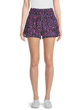 Load image into Gallery viewer, No Boundaries Juniors Seamed Stretch Shorts
